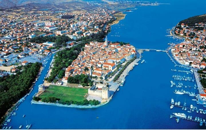 Apartment Beljan Trogir Exterior foto